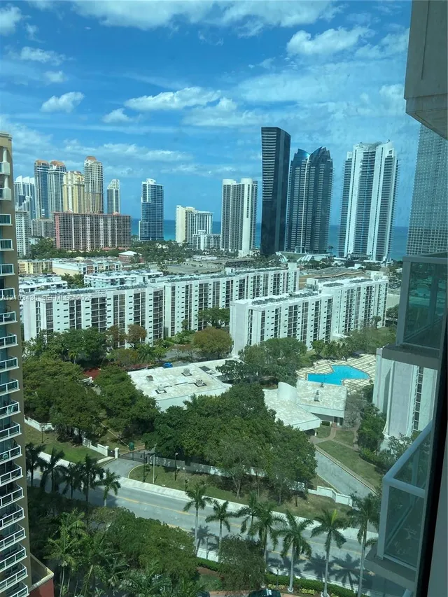 1-bedroom rental at 16919 N Bay Road #307, Sunny Isles Beach