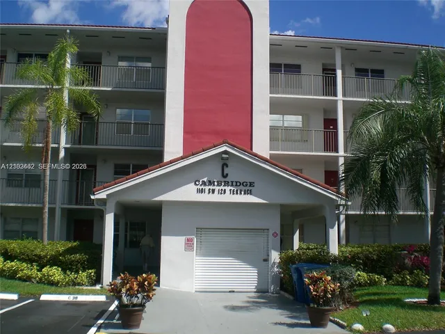 2-bedroom rental at 1101 SW 128th Terrace #405C, Pembroke Pines