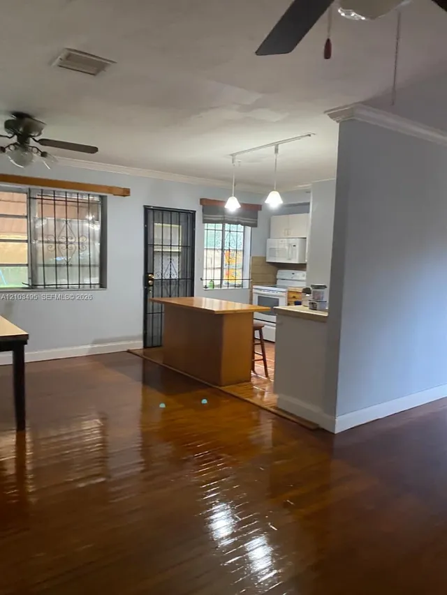 2-bedroom rental at 14425 Garden Drive #A, Miami