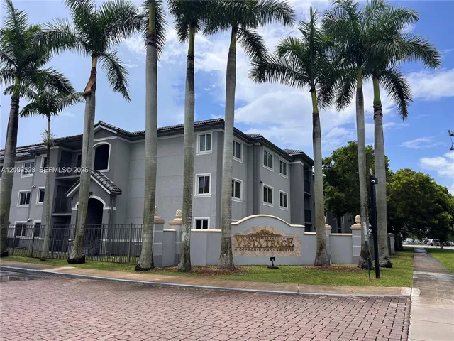 3-bedroom rental at 15430 SW 284th Street #6202, Homestead