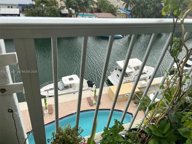 1-bedroom rental at 2000 NE 135th Street #707, North Miami