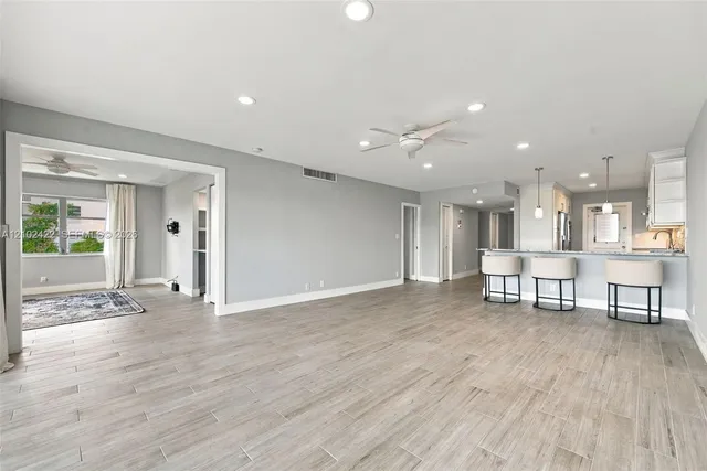 3-bedroom rental at 3050 N Palm Aire Drive #601, Pompano Beach