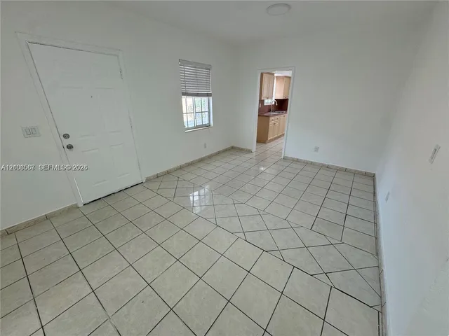 3-bedroom rental at 1021 SW 8th Avenue #0, Miami