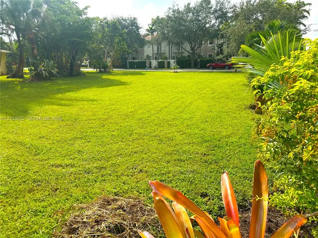Land at 13 NE Ave 34th Court, Oakland Park