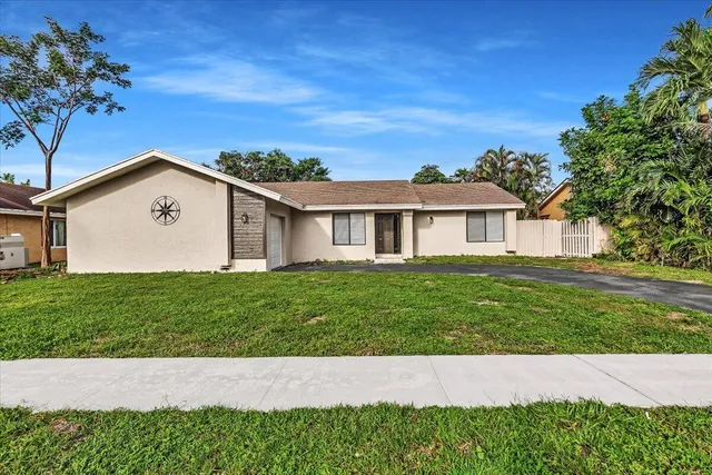 3-bedroom home at 837 SW 56TH Avenue, Margate