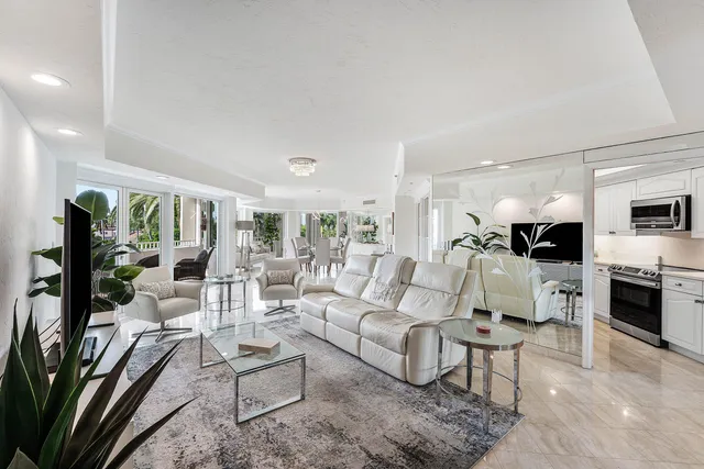 2-bedroom home at 300 SE 5th Avenue #3170, Boca Raton