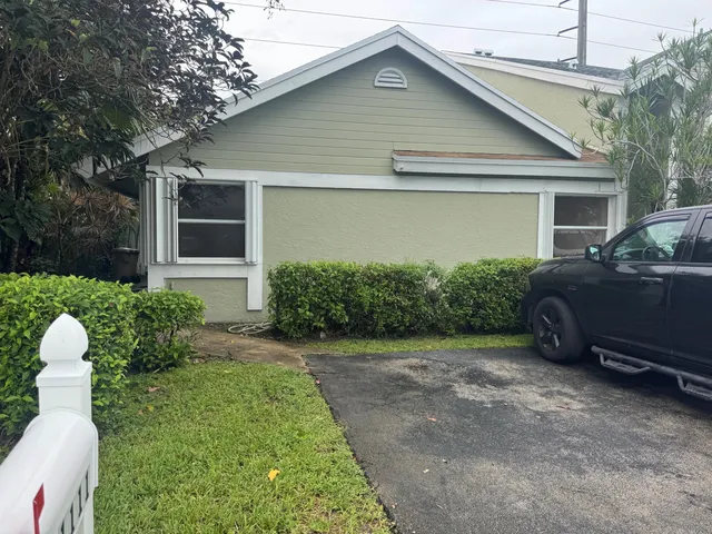 3-bedroom home at 1111 SW 111th Way, Davie
