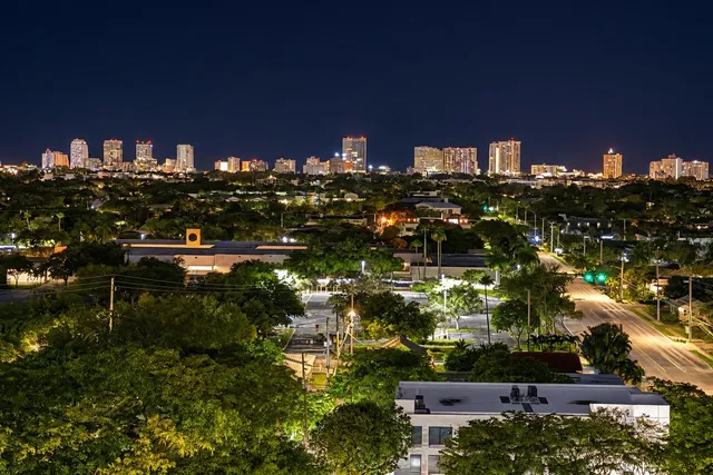 2-bedroom rental at 100 N FEDERAL Highway #1416, Fort Lauderdale