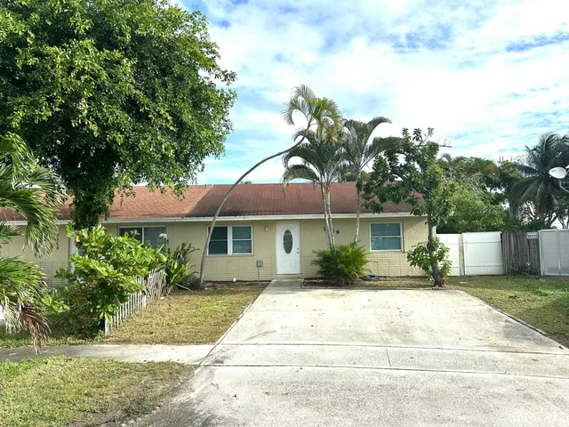 3-bedroom rental at 1769 Keenland Circle, West Palm Beach