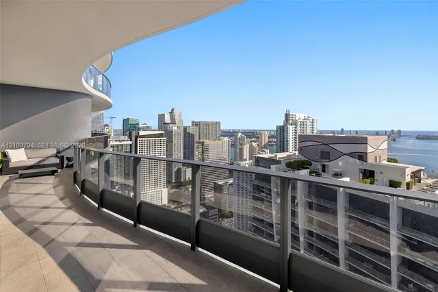 3-bedroom home at 1000 Brickell Plaza #PH5403, Miami