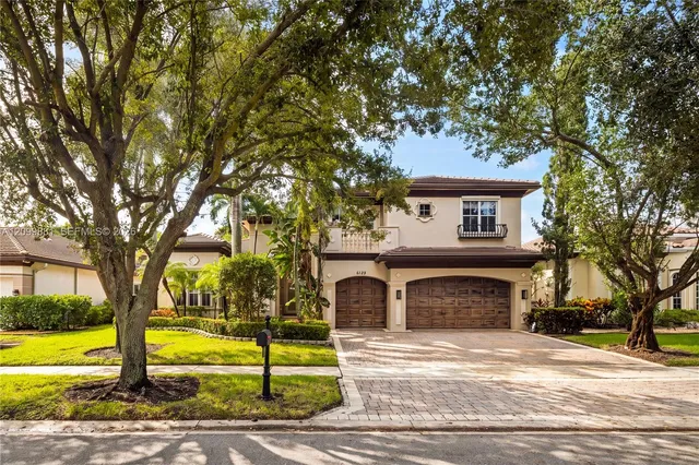 6-bedroom home at 6159 S Via Venetia S, Delray Beach