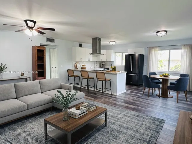 2-bedroom home at 850 SW 133rd Terrace #318B, Pembroke Pines