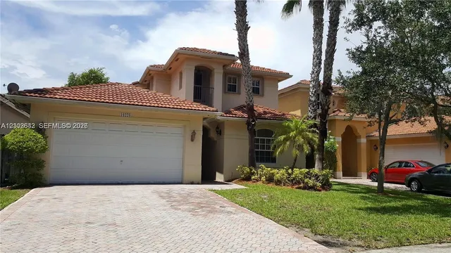 4-bedroom rental at 16220 SW 91st Court, Palmetto Bay