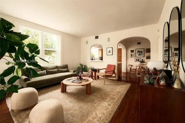 2-bedroom rental at 1061 Meridian Avenue #2A, Miami Beach