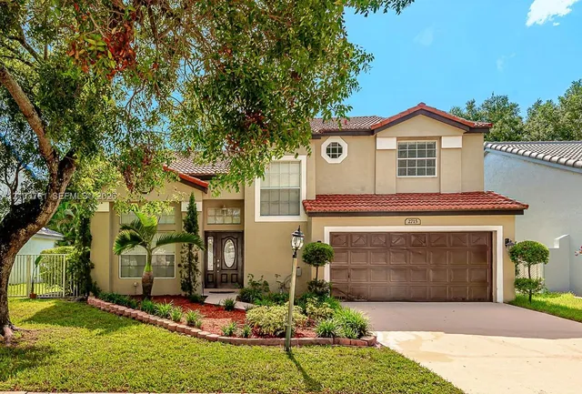 4-bedroom rental at 2715 Bogota Avenue #0, Cooper City