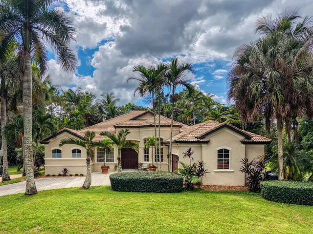 4-bedroom home at 15250 Temple Boulevard, Loxahatchee