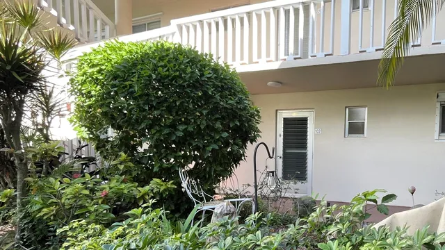 2-bedroom home at 2856 Garden Drive S #102, Lake Worth Beach