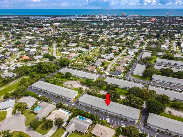 2-bedroom home at 8 Garden Street #205R, Tequesta