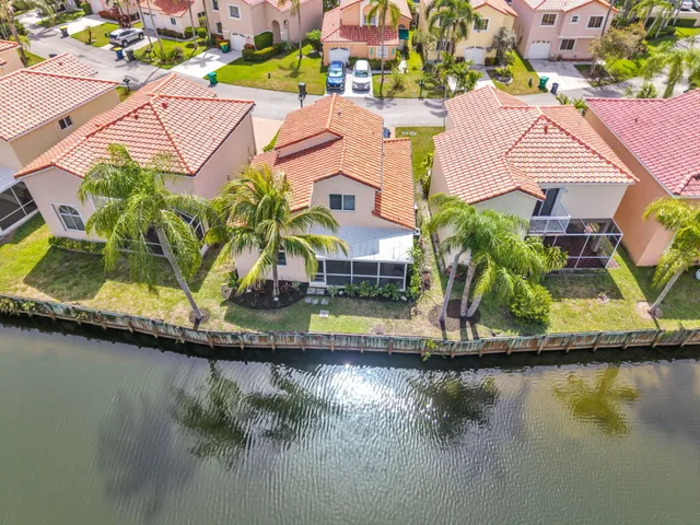 3-bedroom home at 1058 SE 6TH Court, Dania Beach
