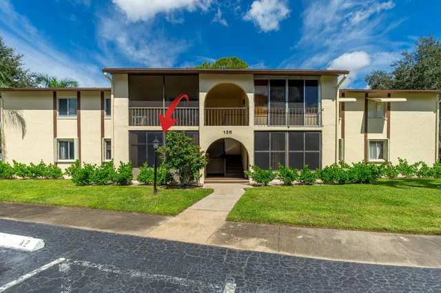 2-bedroom home at 136 Lake Pine Circle #A1, Greenacres