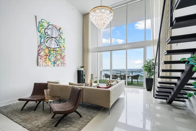 3-bedroom home at 1040 Biscayne Boulevard #4202, Miami