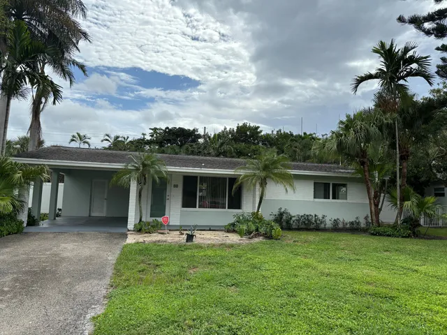 2-bedroom rental at 80 NW 3RD Court, Boca Raton