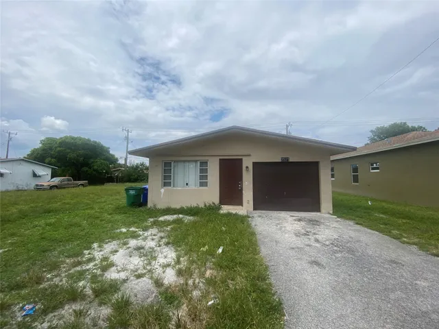 5-bedroom rental at 2521 NW 15TH Court, Fort Lauderdale