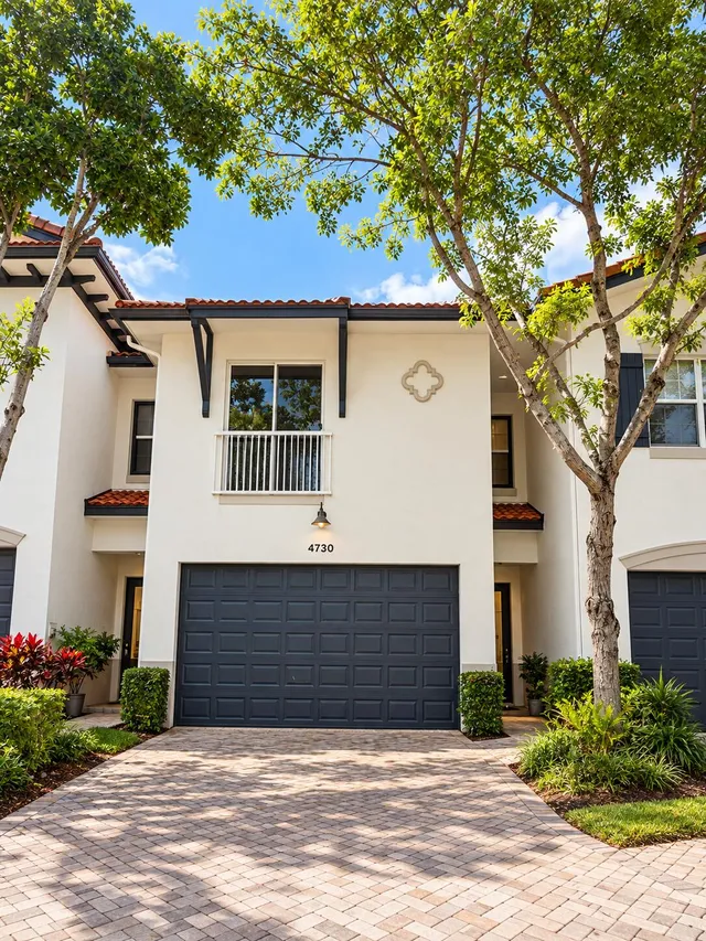 3-bedroom rental at 4730 S PRIVE Circle, Delray Beach