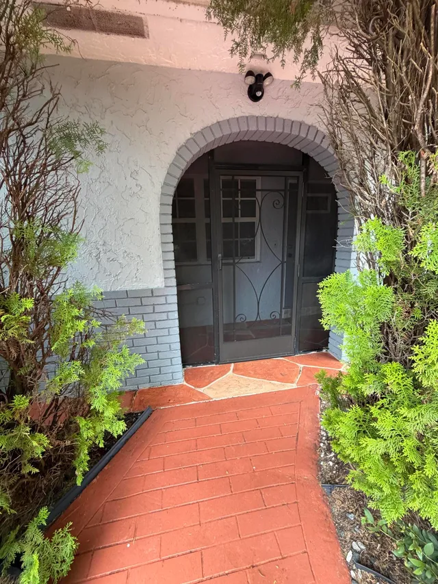 3-bedroom rental at 2522 NW 82nd Terrace, Coral Springs