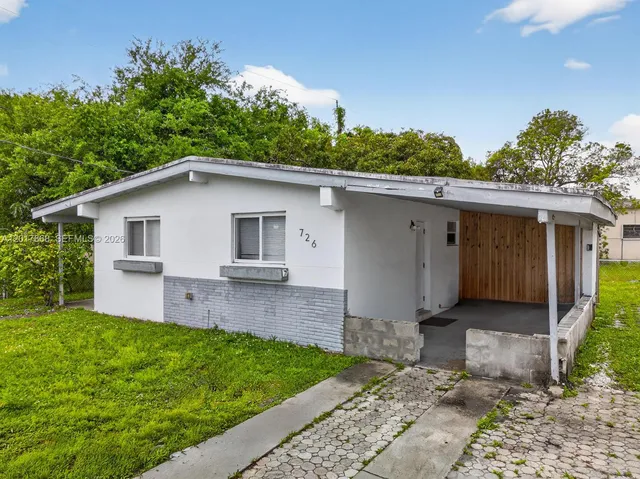 3-bedroom home at 726 Phippen Waiters Road, Dania Beach