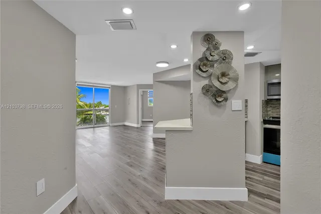 2-bedroom home at 5880 Collins Avenue #403, Miami Beach