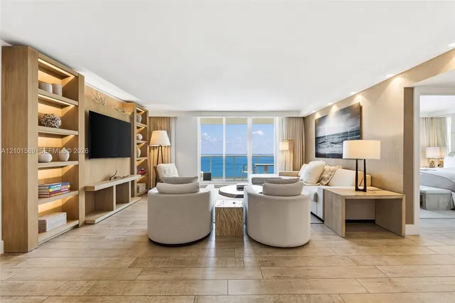 3-bedroom home at 102 N 24th Street #1244, Miami Beach