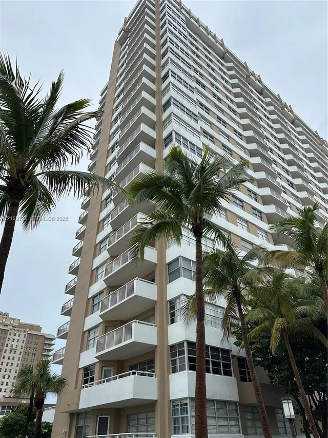 2-bedroom home at 1950 S Ocean Drive #5F, Hallandale Beach