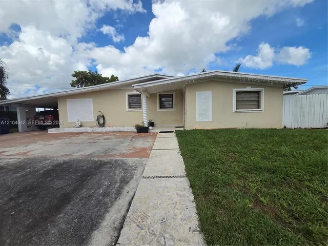 3-bedroom home at 11761 SW 173rd Street, Miami
