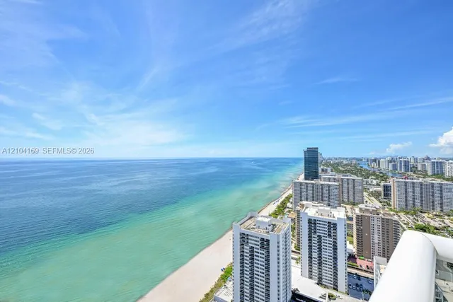 3-bedroom home at 1850 S Ocean Drive #LP4204, Hallandale Beach