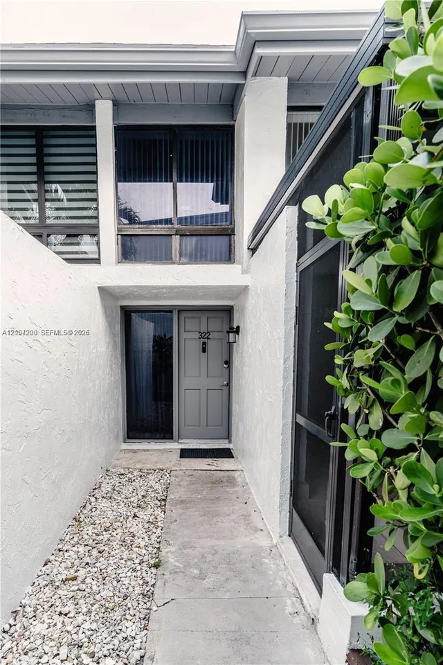 3-bedroom home at 19200 NE 25th Avenue #322C, Miami