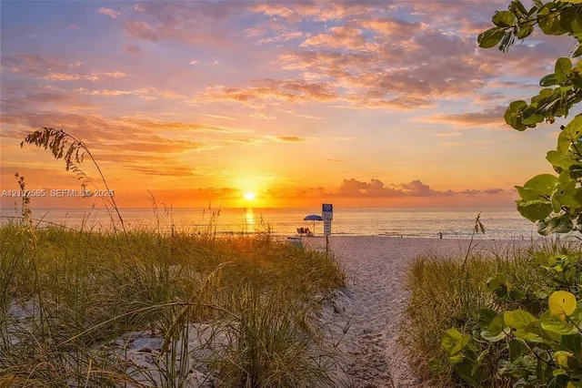 2-bedroom home at 1901 N Ocean Boulevard #3B, Fort Lauderdale