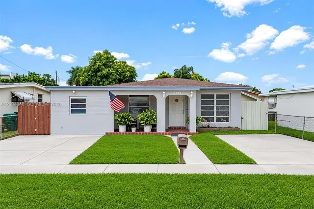 4-bedroom home at 3300 SW 87th Court, Miami
