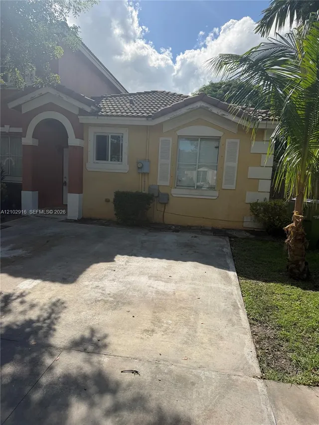 3-bedroom rental at 124 SW 16th Avenue, Homestead
