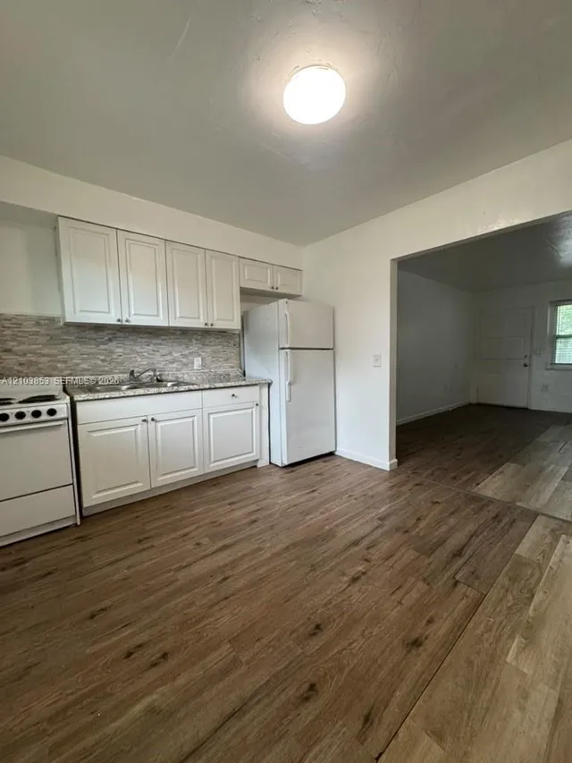 1-bedroom rental at 1460 NW 95th Street #1460, Miami