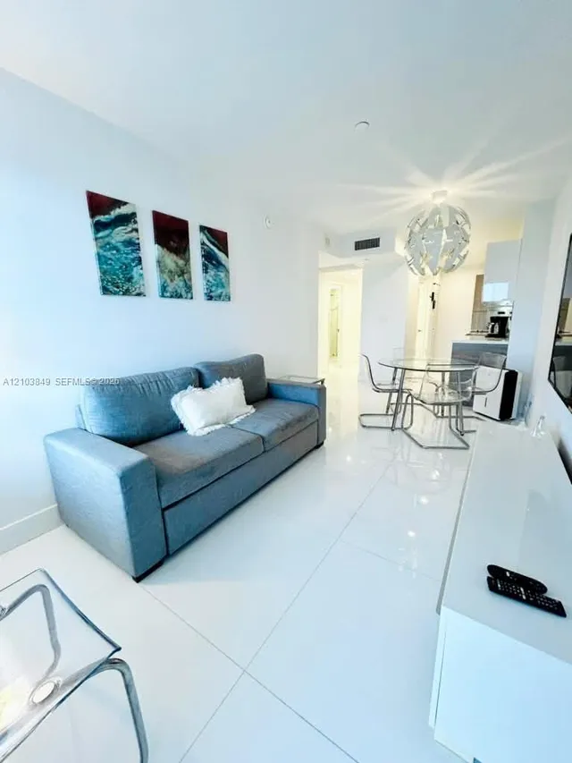 1-bedroom rental at 100 Lincoln Road #1645, Miami Beach
