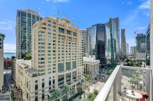 2-bedroom rental at 1060 Brickell Avenue #1207, Miami
