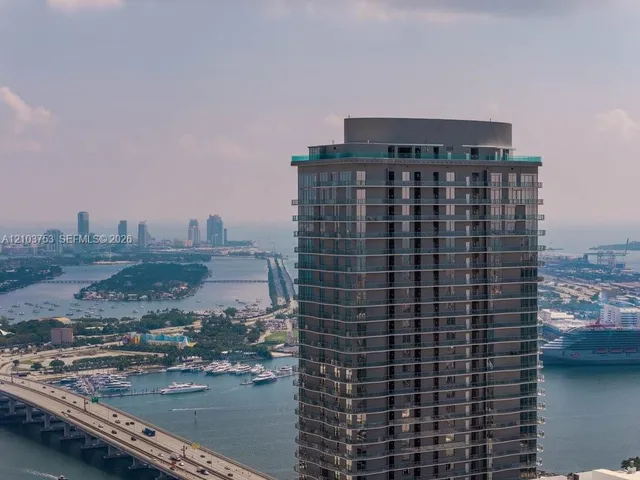 2-bedroom rental at 1400 Biscayne Boulevard #2805, Miami