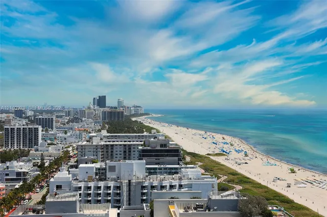 2-bedroom rental at 50 S Pointe Drive #2205, Miami Beach