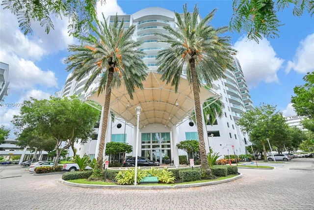 2-bedroom rental at 7900 Harbor Island Drive #923, North Bay Village