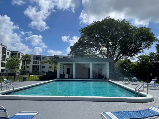 1-bedroom rental at 9235 SW 8th Street #209, Boca Raton
