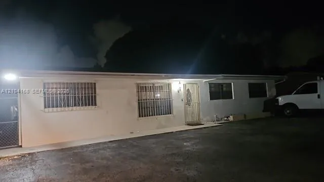 1-bedroom rental at 4621 SW 104th Court #1, Doral