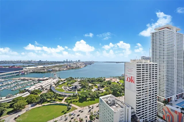 1-bedroom rental at 253 NE 2nd Street #3405, Miami