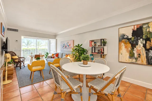 1-bedroom rental at 300 Sunrise Drive #1B, Key Biscayne