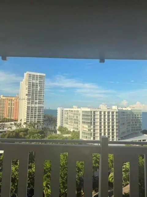 2-bedroom rental at 1121 Crandon Boulevard #E1003, Key Biscayne